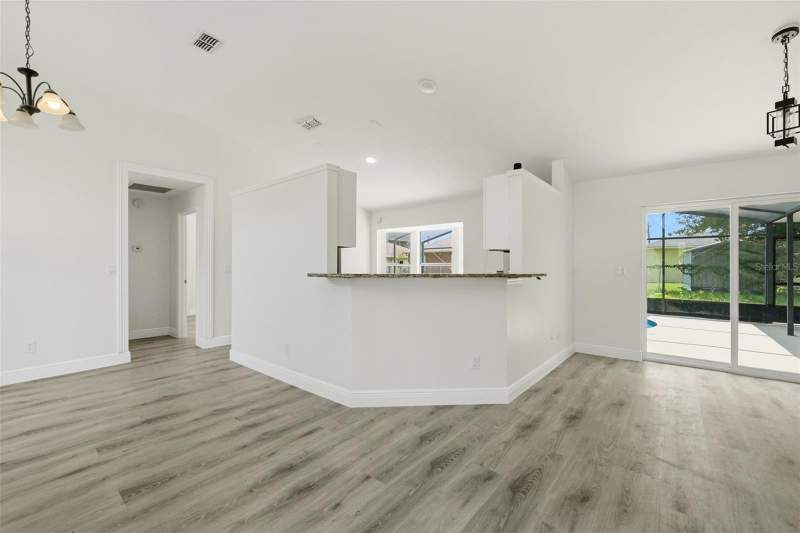 3 bedroom Single Family Residence at 657 MCKINLEY COURT, POINCIANA VILLAGE 1 NBHD 1 SOUTH, KISSIMMEE — photo 4