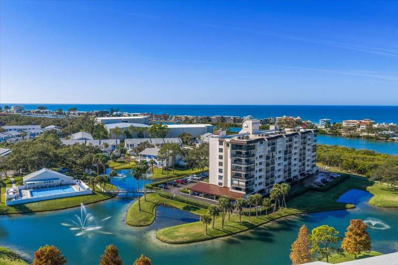 2 bedroom Condominium at 11590 SHIPWATCH DRIVE #447, SHIPWATCH, LARGO — photo 2