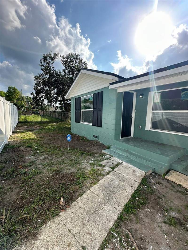 3 bedroom Single Family Residence at 2015 1/2 LAUREL STREET, BARTOW CITY, BARTOW — photo 1