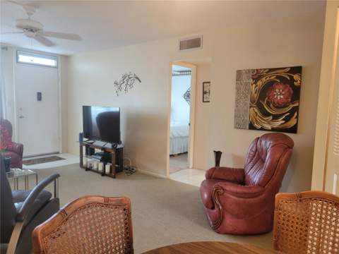 4715 Bay Street #225, St Petersburg FL - photo 9 of 41