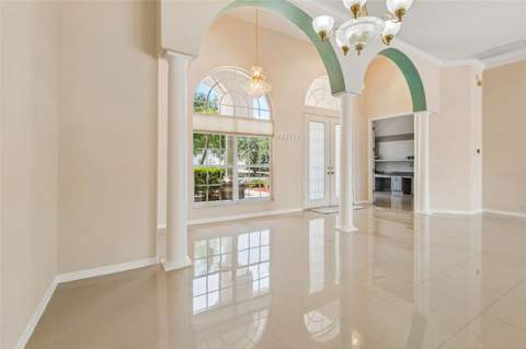 18107 Emerald Bay Street, Tampa FL - photo 10 of 57