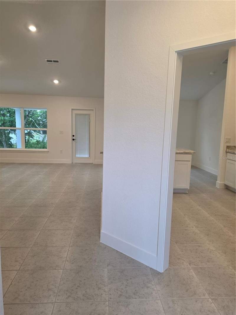 4 bedroom Single Family Residence at 10564 Marysville Street, Spring Hill, Spring Hill — photo 3