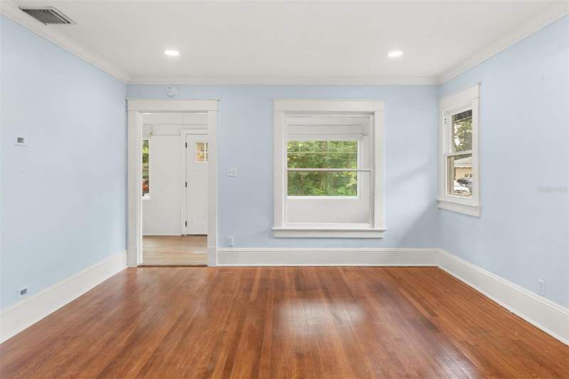 3 bedroom Single Family Residence at 1915 E Concord Street, East View Park, Orlando — photo 4