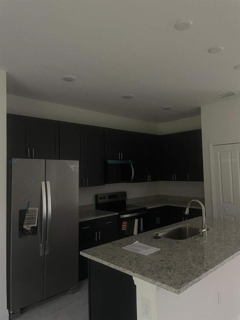 4 bedroom Single Family Residence at 16301 SW 27th Cir, Marion Oaks Un 04, Ocala — photo 3