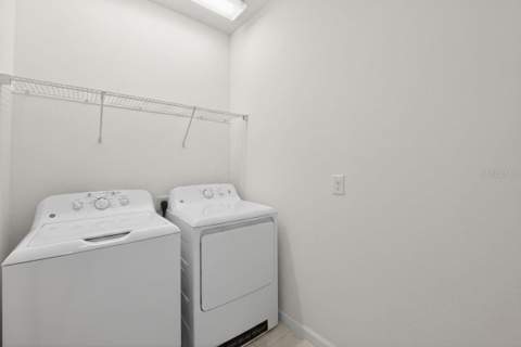 4577 Cabello Loop, Kissimmee FL - photo 18 of 37