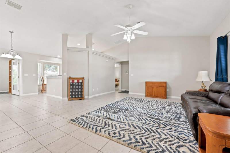 3 bedroom Single Family Residence at 8708 SW 60th Circle, Marion Landing, Ocala — photo 4