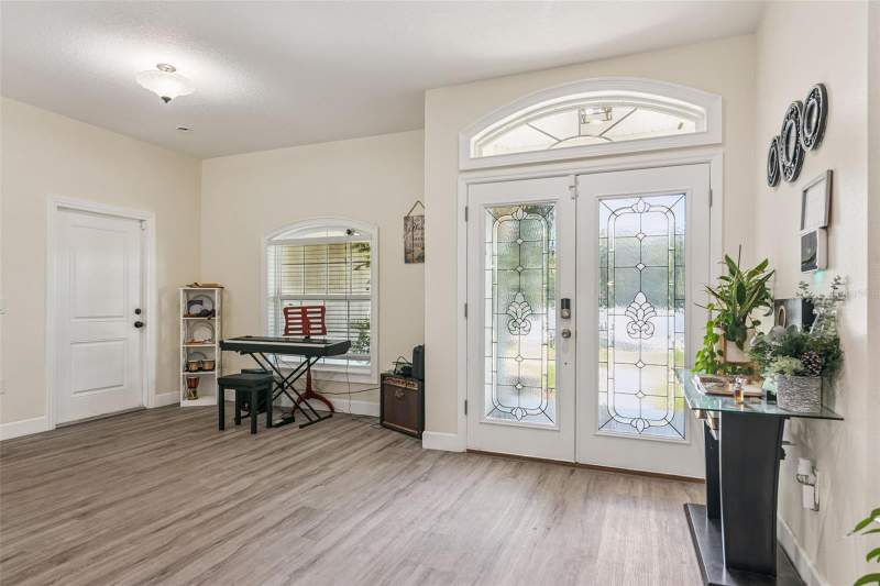 5 bedroom Single Family Residence at 5211 SW 103rd Loop, Emerald Point, Ocala — photo 3