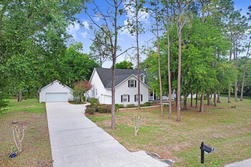 Shady StablesHomes for Sale in Dover, FL