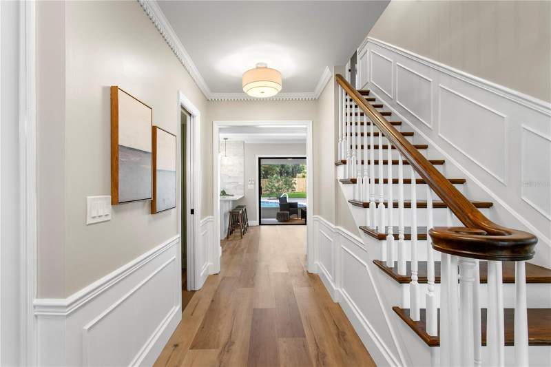 4 bedroom Single Family Residence at 13305 Golf Crest Circle, Carrollwood Village Sec 1, Tampa — photo 5