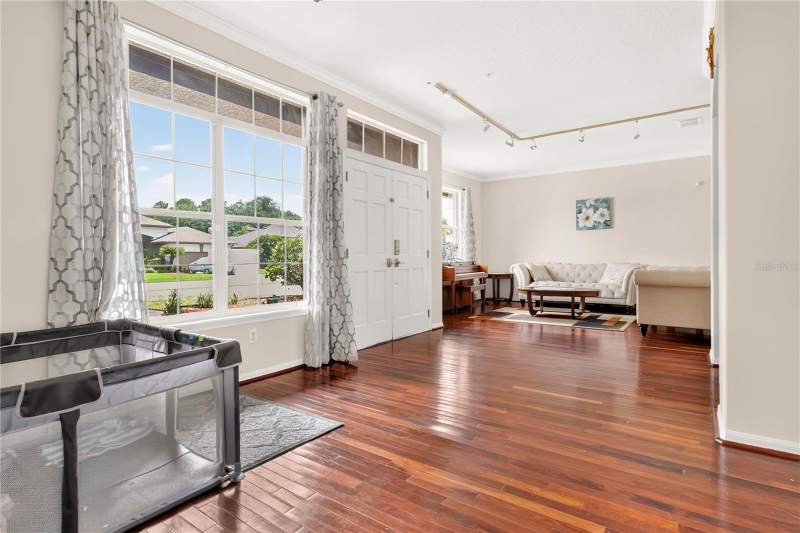 4 bedroom Single Family Residence at 8044 CANYON LAKE CIRCLE, MARBLE HEAD, ORLANDO — photo 2