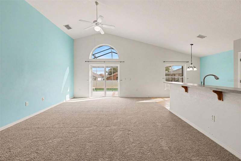 3 bedroom Single Family Residence at 251 Kensington Drive, Highgate Park Ph 01, Davenport — photo 5