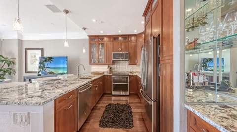 750 N Tamiami Trail #Ph08, Sarasota FL - photo 10 of 28