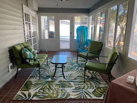 6403 Evergreen Avenue, Seminole FL - photo 17 of 23