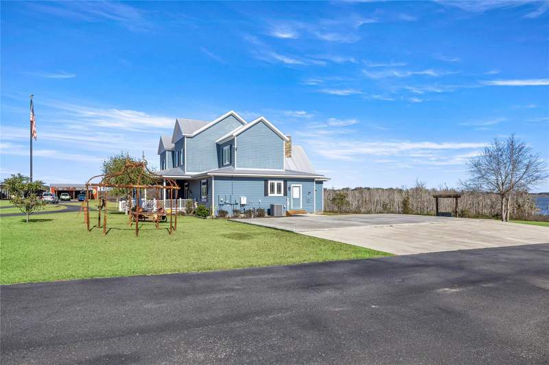 6 bedroom Farm at 5251 SE 180th Avenue Road, Lakeside At Lake Bryant, Ocklawaha — photo 3