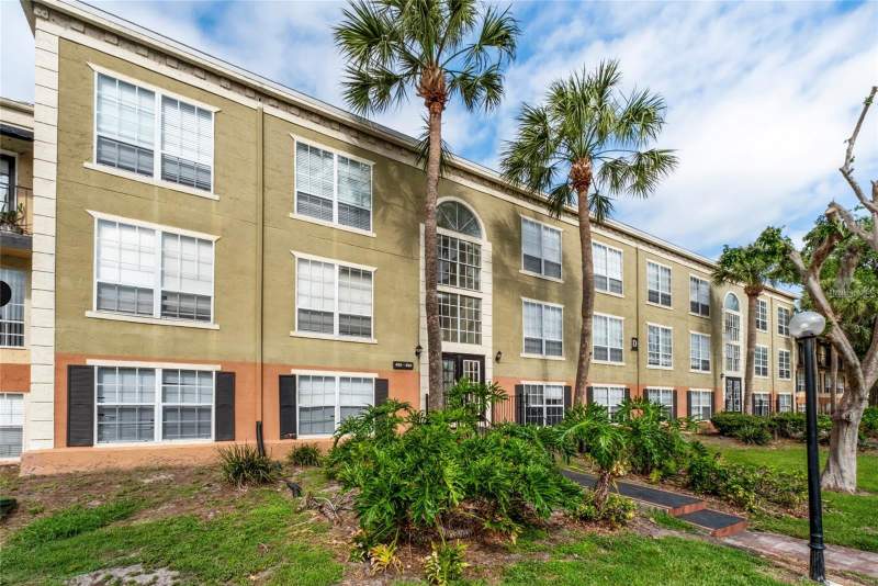 4160 VERSAILLES DRIVE #4160D home for sale in Cypress Pointe Lake