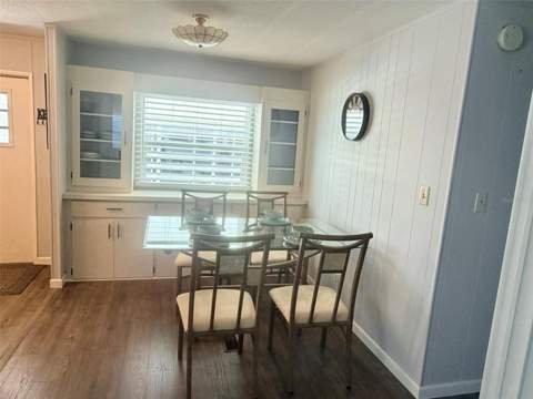 2191 Ca D Oro Drive #38, Sarasota FL - photo 8 of 29