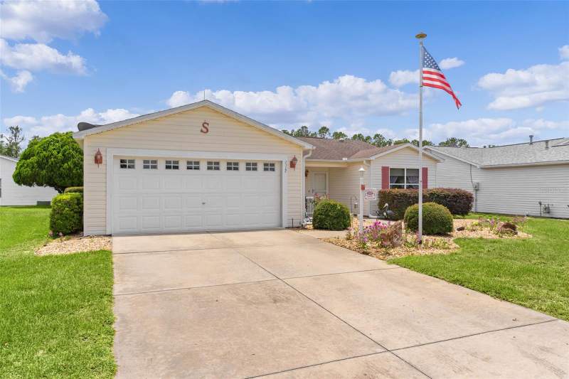 3 bedroom Single Family Residence at 1317 Carvello Drive, The Villages, The Villages — photo 3