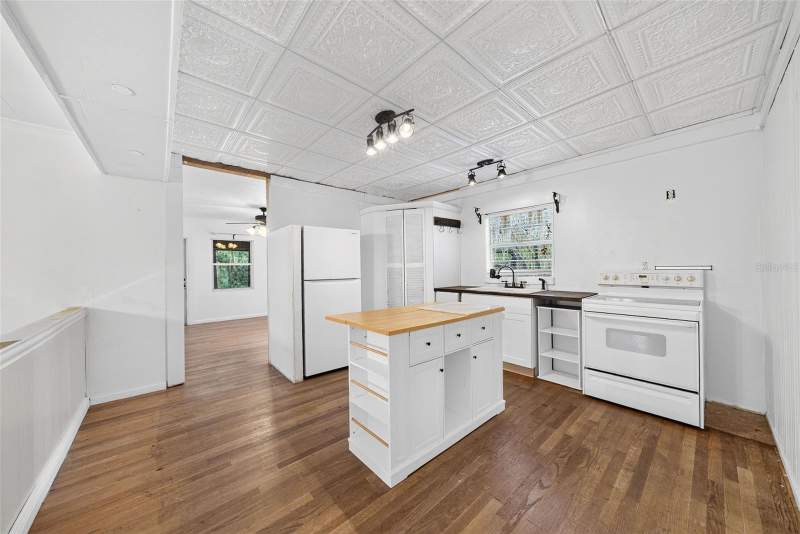 2 bedroom Single Family Residence at 15096 NE 240th Court, Lazy Acres, Salt Springs — photo 5