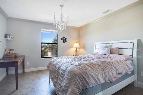 6914 Quiet Creek Drive, Bradenton FL - photo 19 of 59