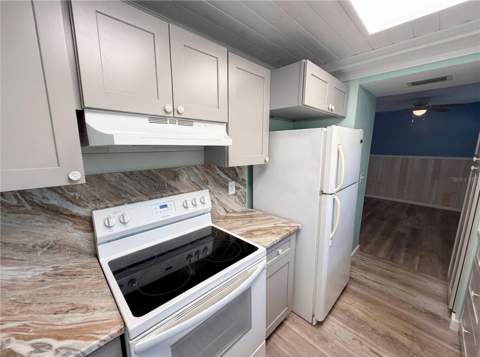 1303 S Hercules Avenue #6, Clearwater FL - photo 9 of 25