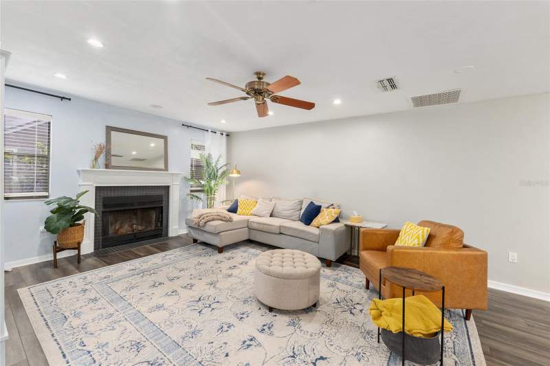 4 bedroom Single Family Residence at 8005 SW 47th Court, Haile Plantation Unit 10 Ph II, Gainesville — photo 3