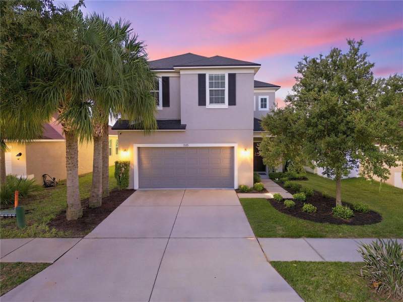 4 bedroom Single Family Residence at 7205 Nightshade Drive, Oak Creek Prcl 1C-1, Riverview — photo 2