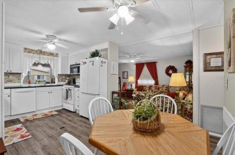 808 53rd Avenue #283, Bradenton FL - photo 17 of 33
