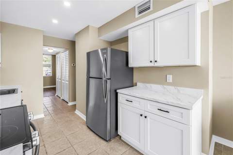 4720 Locust Street #116, St Petersburg FL - photo 16 of 37