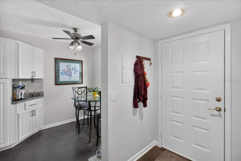 2 bedroom Condominium at 12125 Spartan Way #104, Hillside Condo, Hudson — photo 2