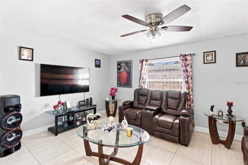3 bedroom Single Family Residence at 6513 N Manhattan Avenue, Pine Crest Villa Add 4, Tampa — photo 4
