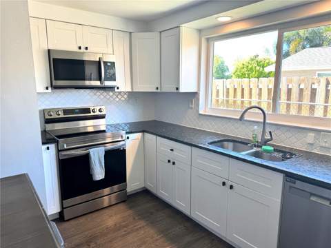 6550 3rd Avenue, St Petersburg FL - photo 8 of 18