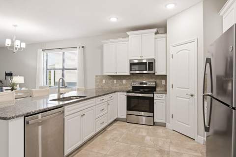 11392 Weaver Hollow Road, New Port Richey FL - photo 11 of 30