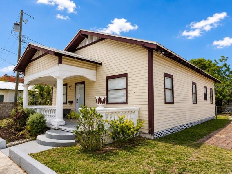 3 bedroom Single Family Residence at 2806 N 17th Street, Sanchez & Haya Real Estate C, Tampa — photo 3