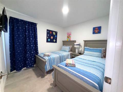 8587 Sunrise Key Drive, Kissimmee FL - photo 22 of 48