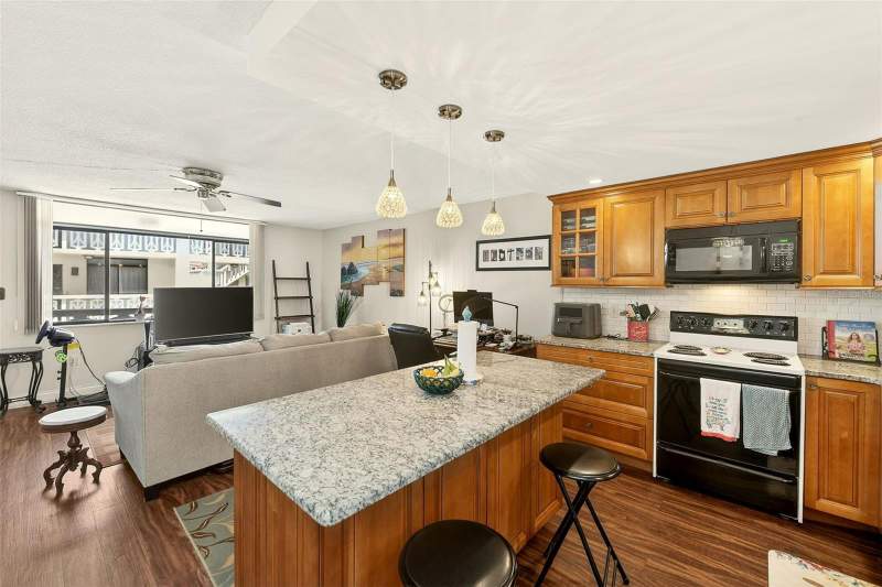 1 bedroom Condominium at 2612 PEARCE DRIVE #209, SEVILLE CONDO 8, CLEARWATER — photo 2