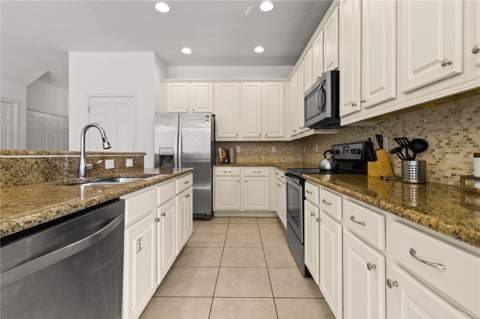 4414 Shiva Loop, Kissimmee FL - photo 10 of 50