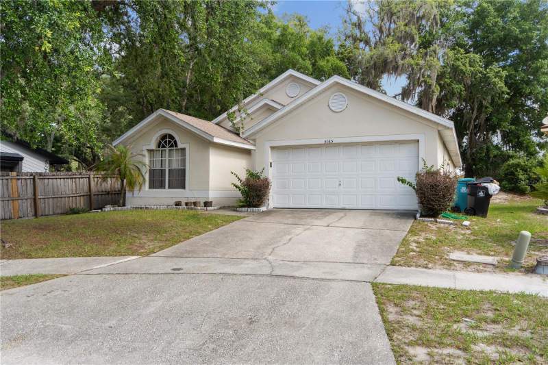 4 bedroom Single Family Residence at 5165 Innesbrook Court, Crystal Cove, Orlando — photo 2