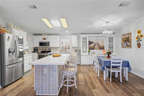 37602 Lilly Bea Avenue, Zephyrhills FL - photo 13 of 50