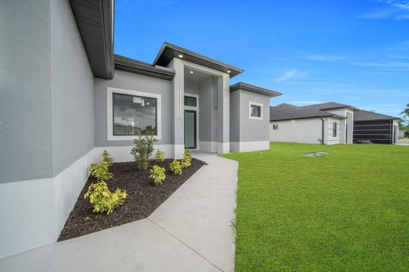 3 bedroom Single Family Residence at 3619 5th Street, Lehigh Acres, Lehigh Acres — photo 4