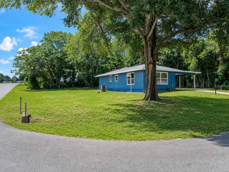 3 bedroom Single Family Residence at 49 Lake Court Loop, Silver Spgs Shores Un #2, Ocala — photo 2