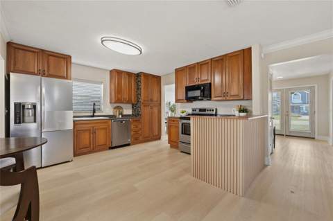 1437 Mona Drive, Kissimmee FL - photo 9 of 42