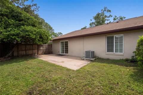 102 Oakridge Court, Sanford FL - photo 24 of 29
