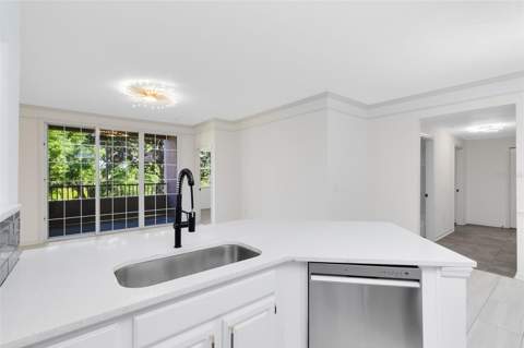6685 Queens Borough Avenue #202, Orlando FL - photo 10 of 35