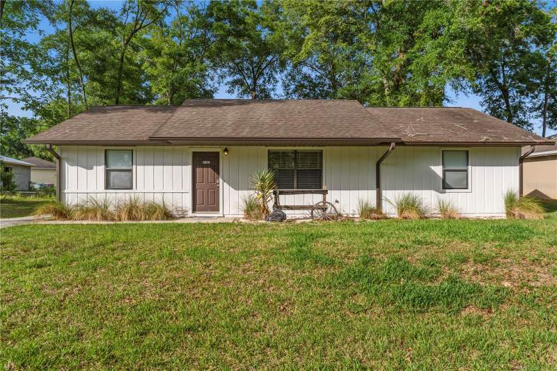 3 bedroom Single Family Residence at 6915 NW 60TH STREET ROAD, OCALA PARK ESTATE, OCALA — photo 1
