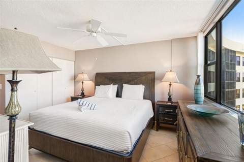 5855 Midnight Pass Road #611, Sarasota FL - photo 18 of 41
