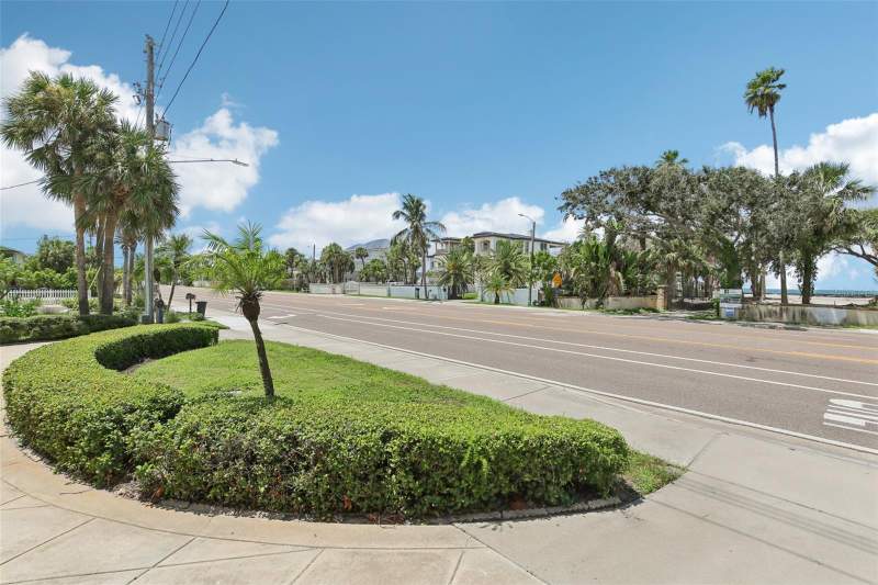3 bedroom Single Family Residence at 941 Gulf Boulevard, Belleair Beach Yacht Club Estates, Belleair Beach — photo 2