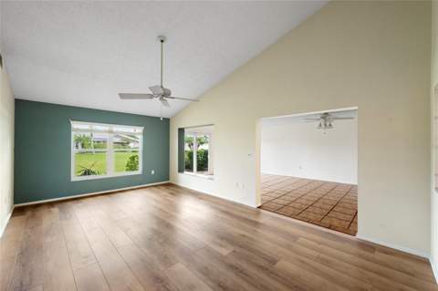 4329 Brittany Lane #59, Sarasota FL - photo 14 of 34