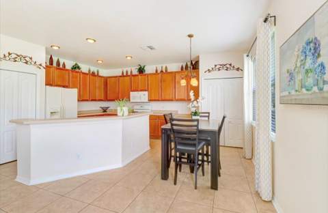9312 Logwood Court, Tampa FL - photo 12 of 54