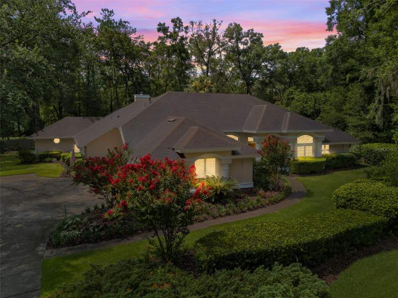 5 bedroom Single Family Residence at 9227 SW 43rd Lane, Haile Plantation Unit 25 Ph II, Gainesville — photo 3