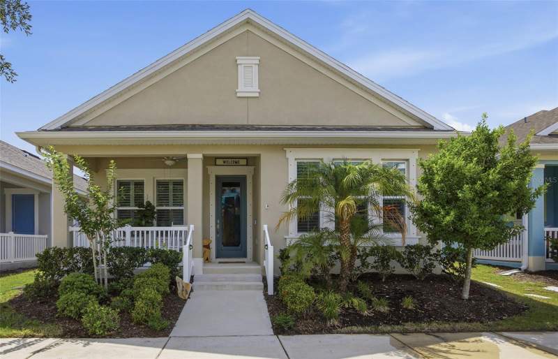 725 WINTERSIDE DRIVE home for sale in Mirabay